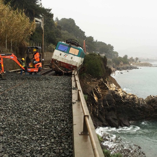Treno ad Andora
